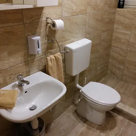 Luxury Izidor Gostinjska kuća 3*